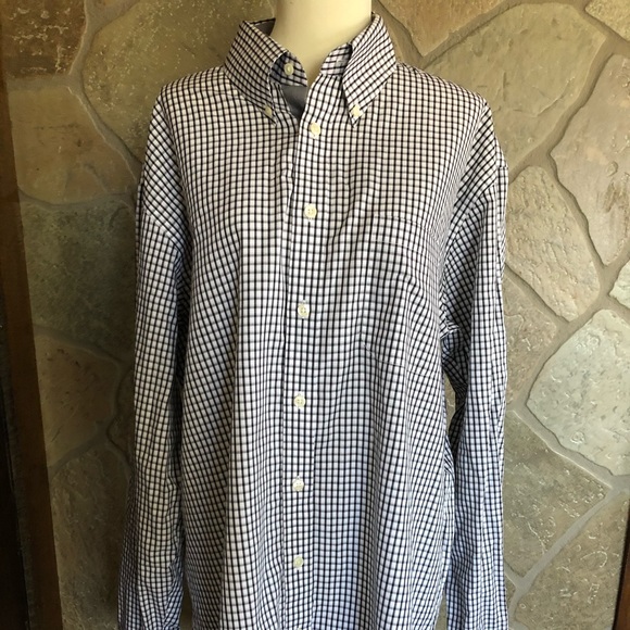 Button down - Picture 1 of 3